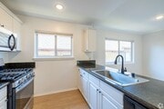 Photo - 5302 Colodny Ave