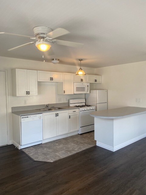 Photo - 10815 Kling St Unit 2