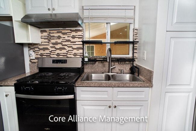 Photo - 9413 Farralone Ave