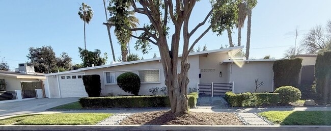 Building Photo - 19516 Stagg St