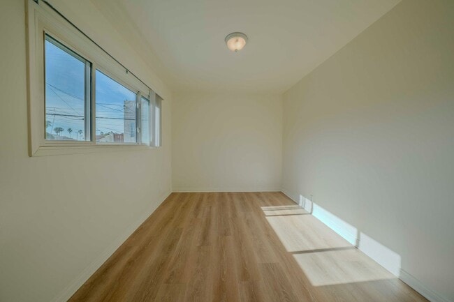 Photo - 69 Glendora Ave Unit 69 Glendora  3