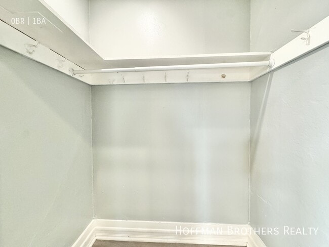 Photo - 2360 W Washington Blvd Unit 4