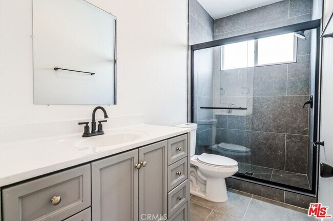 Photo - 710 S Alma St