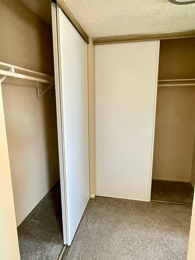 Photo - Crown Point Apartments