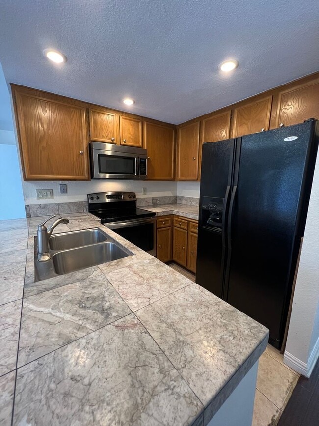 34th Street Condo - 34th Street Condo Unit #13