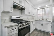 Photo - 1030 N Orange Grove Ave Unit 104