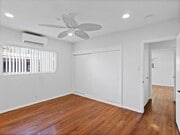 Photo - 4918 Tujunga Ave