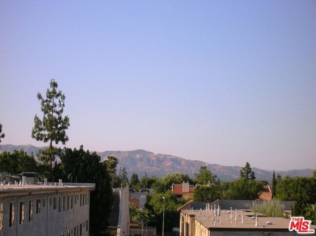 Photo - 18307 Burbank Blvd Unit 207
