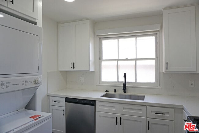 Photo - 1138 Princeton St Unit 1134-A