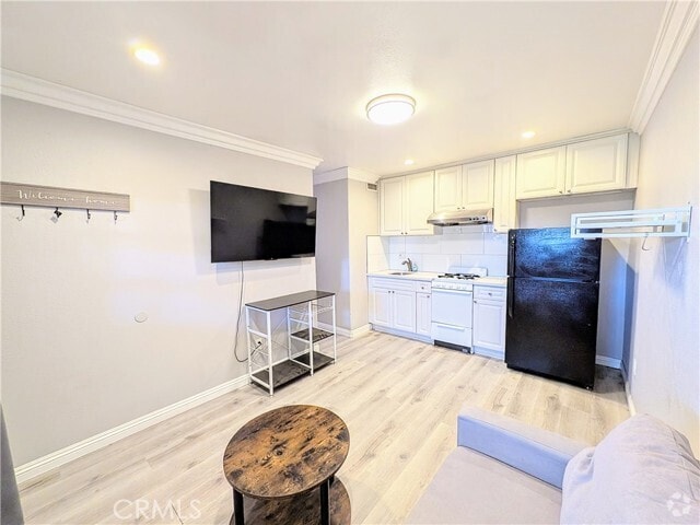 Building Photo - 18207 Mescalero St Rental