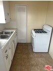 Photo - 900 W 69th St House
