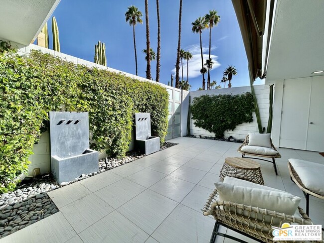 Photo - 306 Desert Lakes Dr