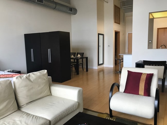 Standard Suite #7 - TENTEN Oceanside