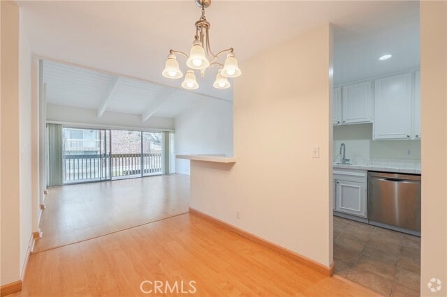 Building Photo - 6542 Ocean Crest Dr Unit B312 Rental
