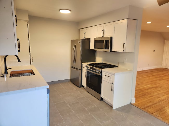 Photo - 1442 Stanford St Unit D