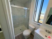 Photo - 14 Mast St Unit 2