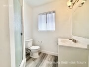 Photo - 15938 Vanowen St Unit 11
