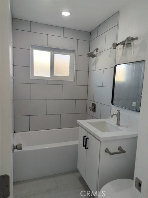 Photo - 1365 Villa St