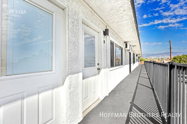 Photo - 10026 San Fernando Rd Unit 11