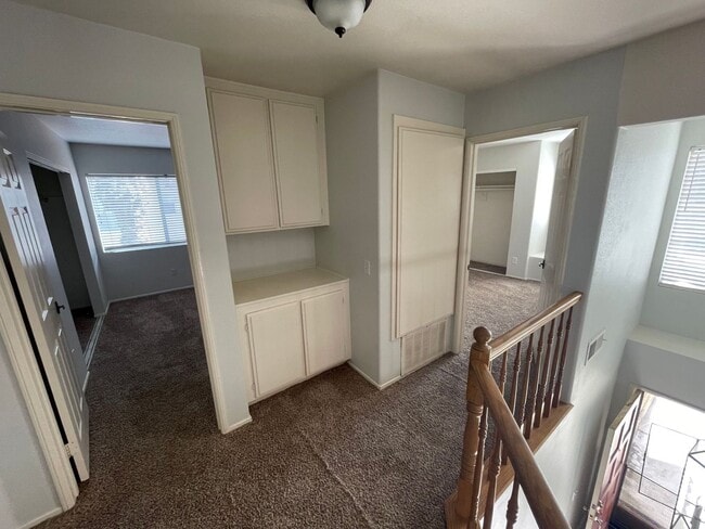 Photo - Highly Desirable 4b/3b Orangecrest Home