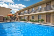 Photo - Villa La Paz Apartments