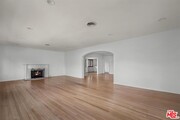 Photo - 157 S Elm Dr