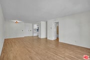 Photo - 620 N Kenwood St Unit 209