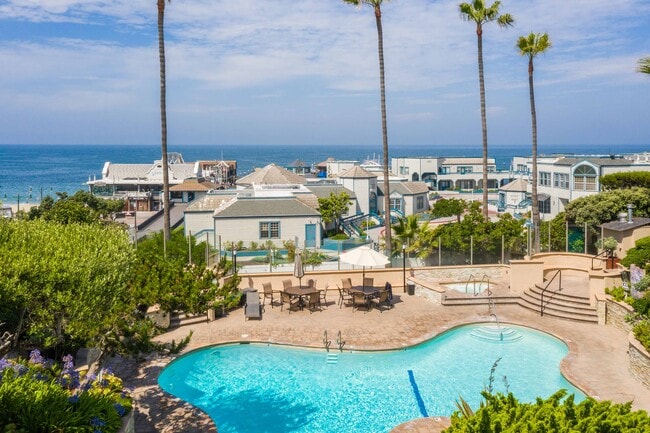 Building Photo - 640 The Village Unit 109