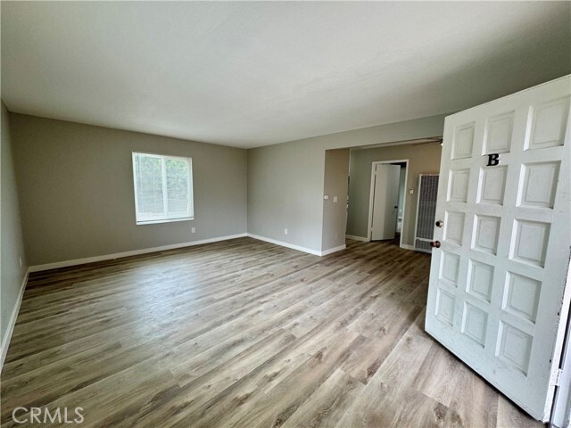 Building Photo - 7631 Ellis Ave Unit B