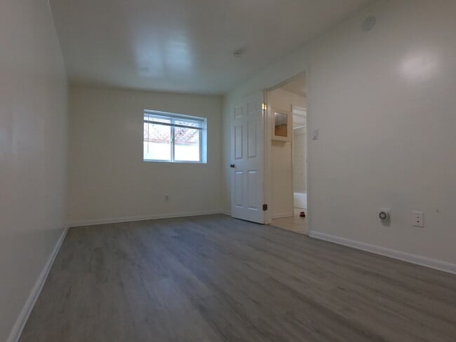 Photo - 2520 21st St Unit B