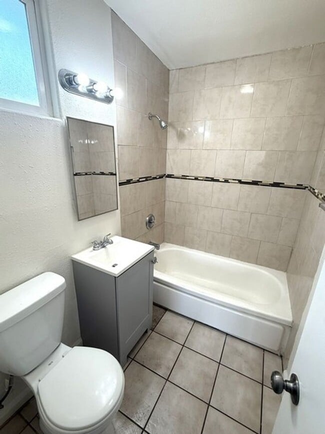 Photo - Spacious Guadalupe Studio Unit 4518E