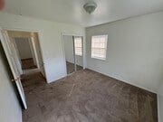 Photo - 1729 S Clementine St