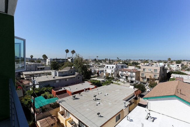 Photo - Geneva at Hughes