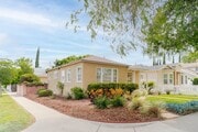 Photo - 4950 Newcastle Ave