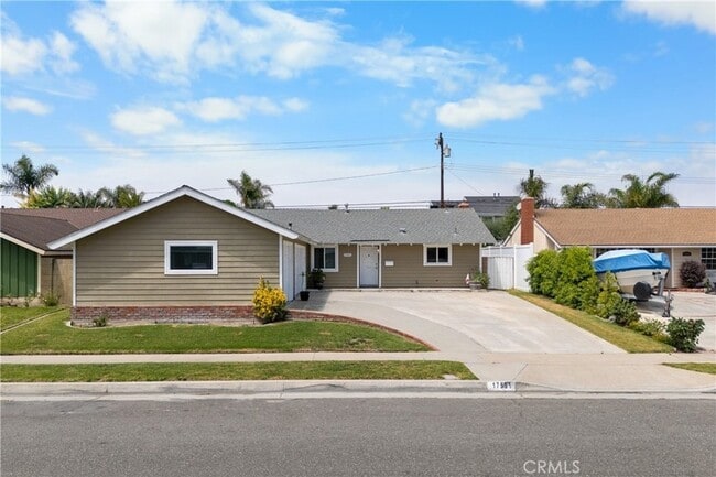 Photo - 17551 Misty Ln House