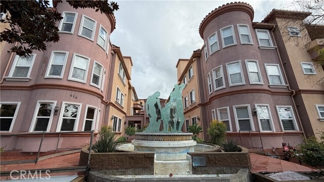 Building Photo - 414 E Valencia Ave Unit 111