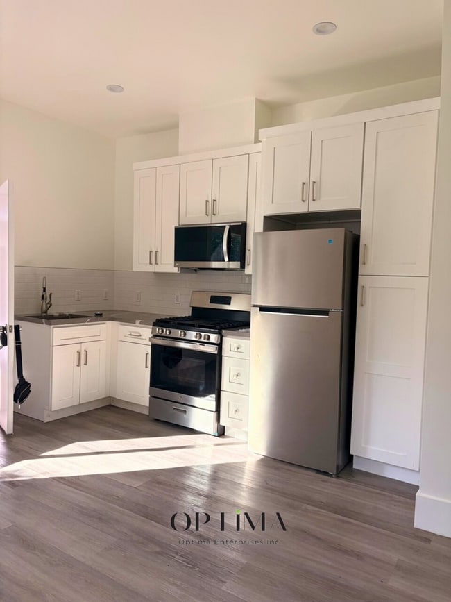 Photo - Private Studio Home in Lake Balboa