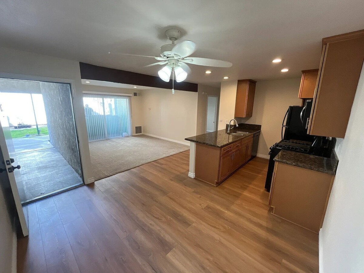 Photo - 15412 La Mirada Blvd