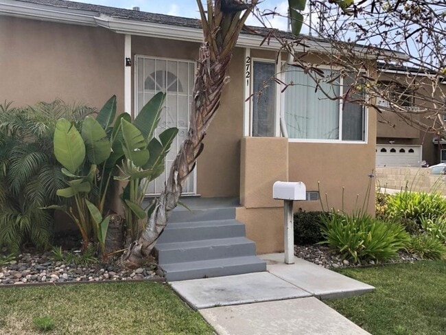 Photo - 2721-27 Nye St Unit 2721