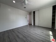 Photo - 18601 Hiawatha St