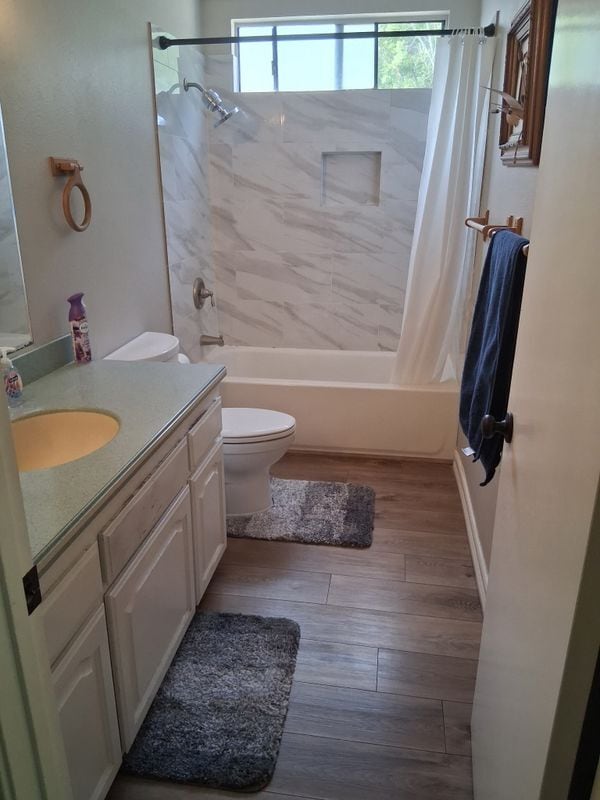 Photo - 336 S Travelodge Dr Unit 2