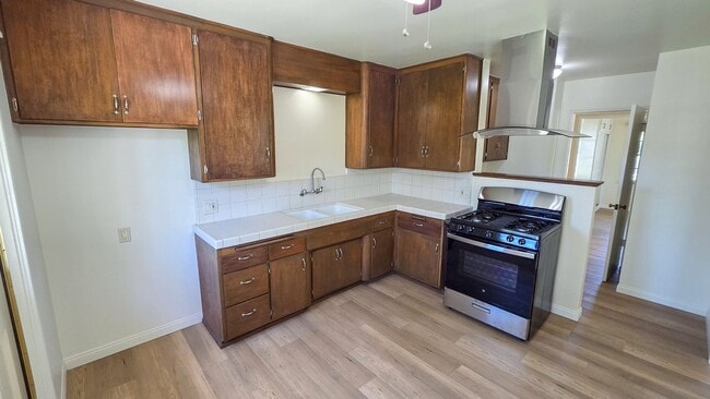 Photo - 2 Bed 1 Bath House By Michigan Park Available Now!