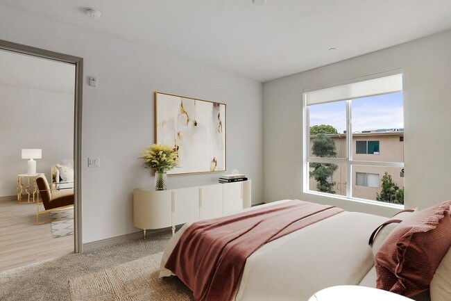 Photo - White Magnolia