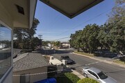Photo - Charming Upstairs One Bedroom in Crown Poi... Unit 1511