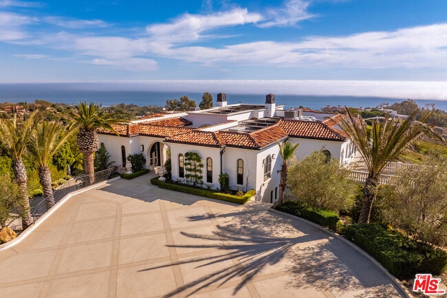 Photo - 6201 Murphy Way