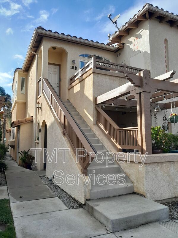 Photo - 310 E McCoy Ln