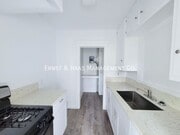 Photo - 906 1/2 Dawson Ave- House