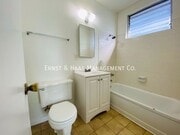 Photo - 2909 E 6th St Apartment Unit #D