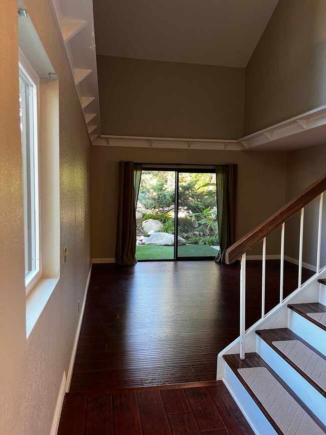 Photo - 2 Bedroom 3 Bath Condo for Rent in an Excellent Area of Fullerton