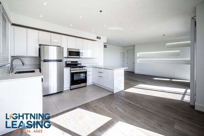 Photo - 8813 Burton Way Condo Unit 511D
